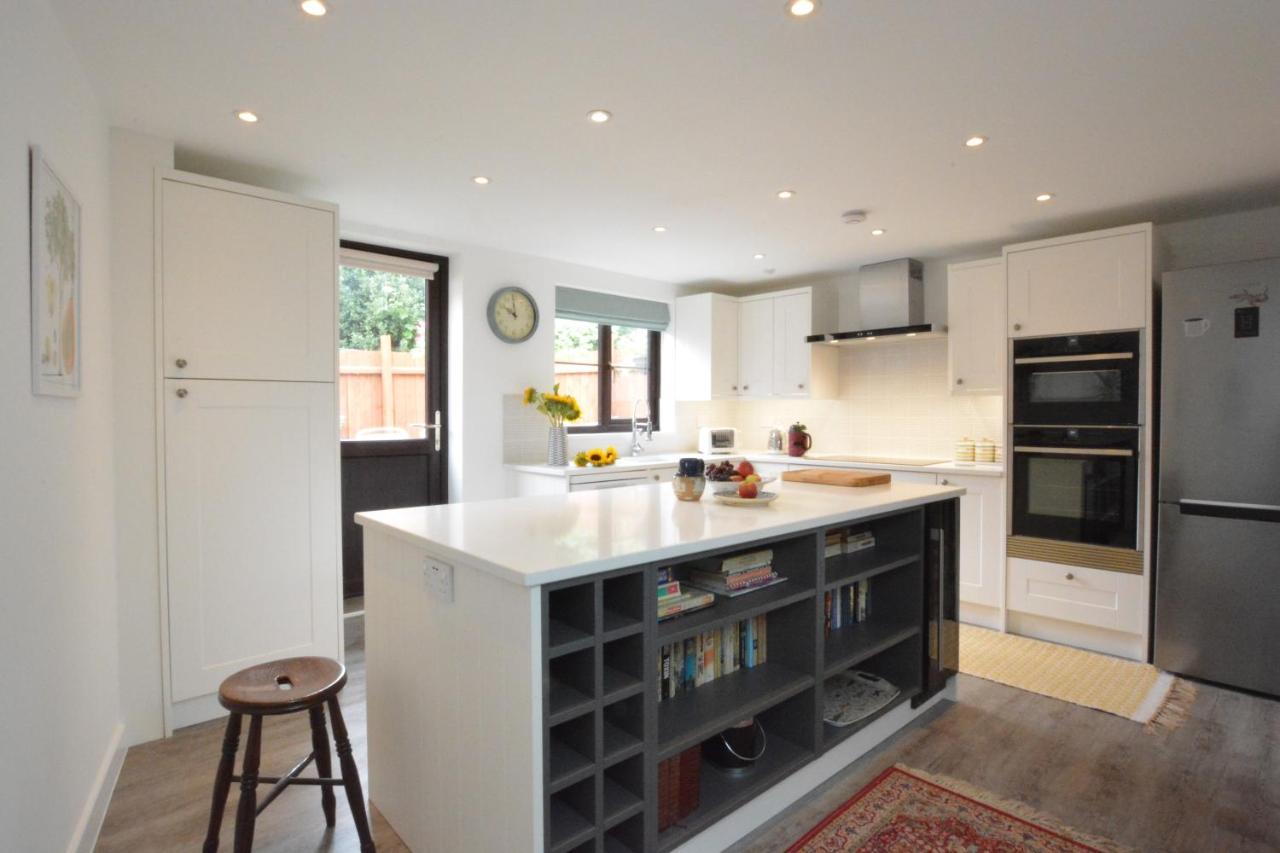 Pine Cottage Woodbridge Bagian luar foto