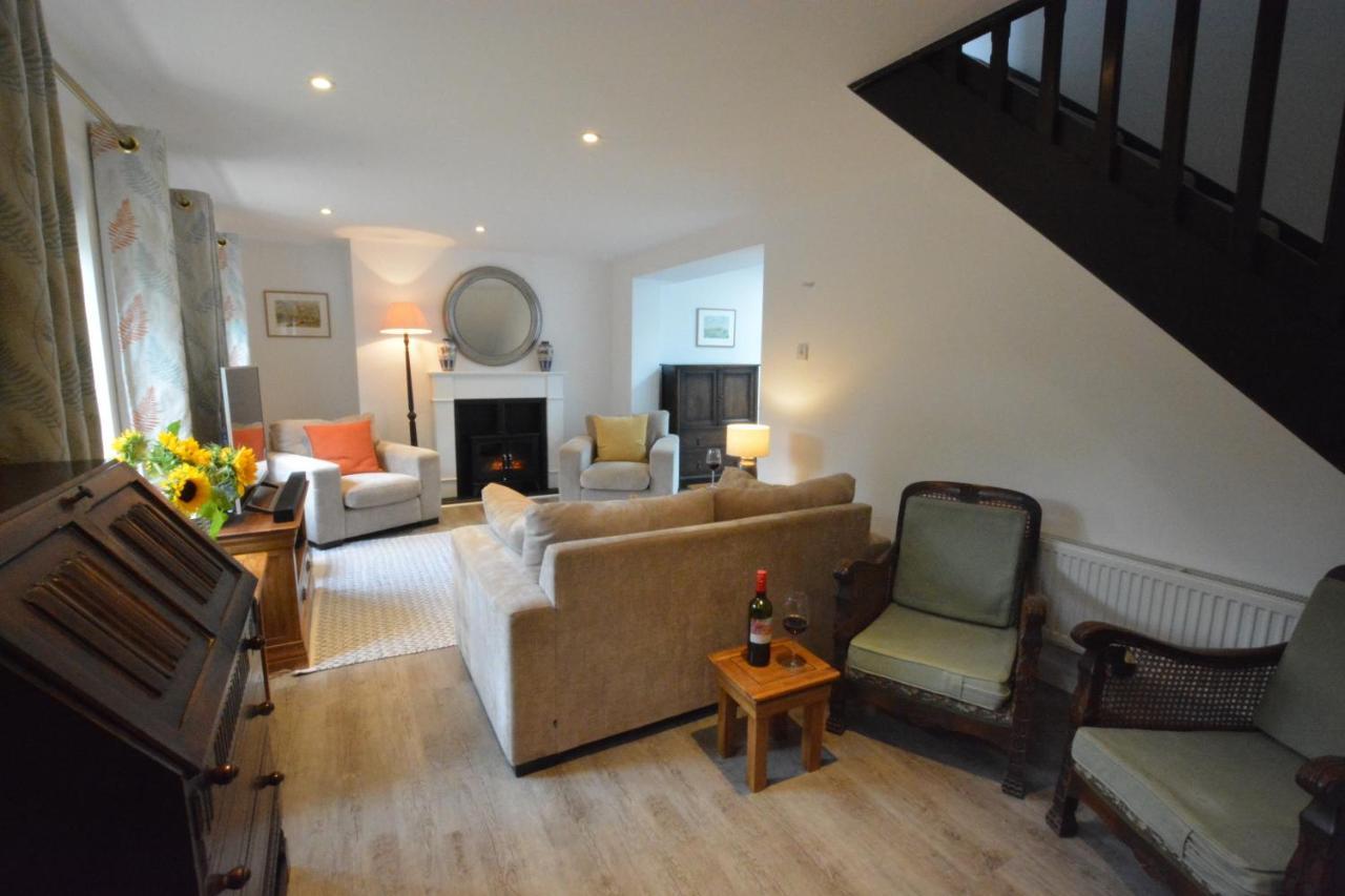 Pine Cottage Woodbridge Bagian luar foto